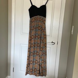 Super cute maxi dress